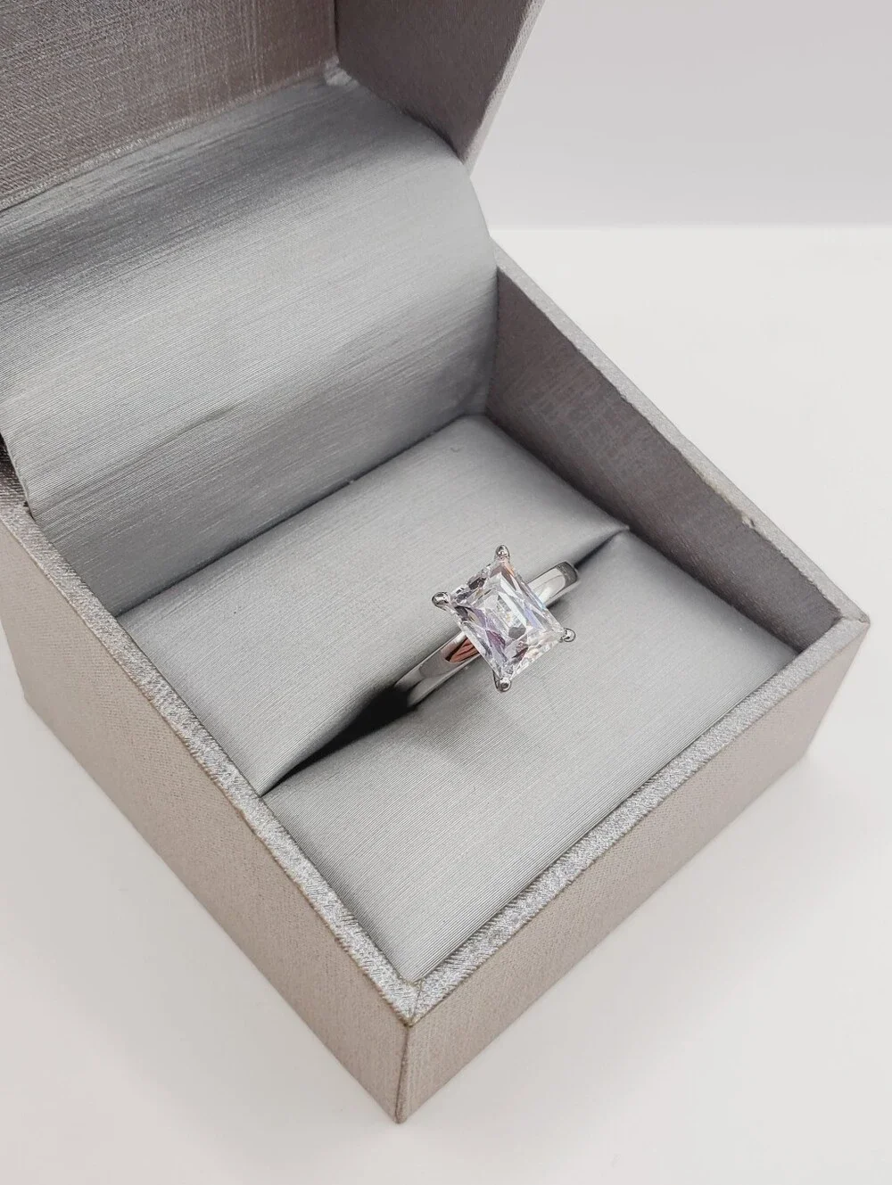 Classic Solitaire Ring - 925 Sterling Silver